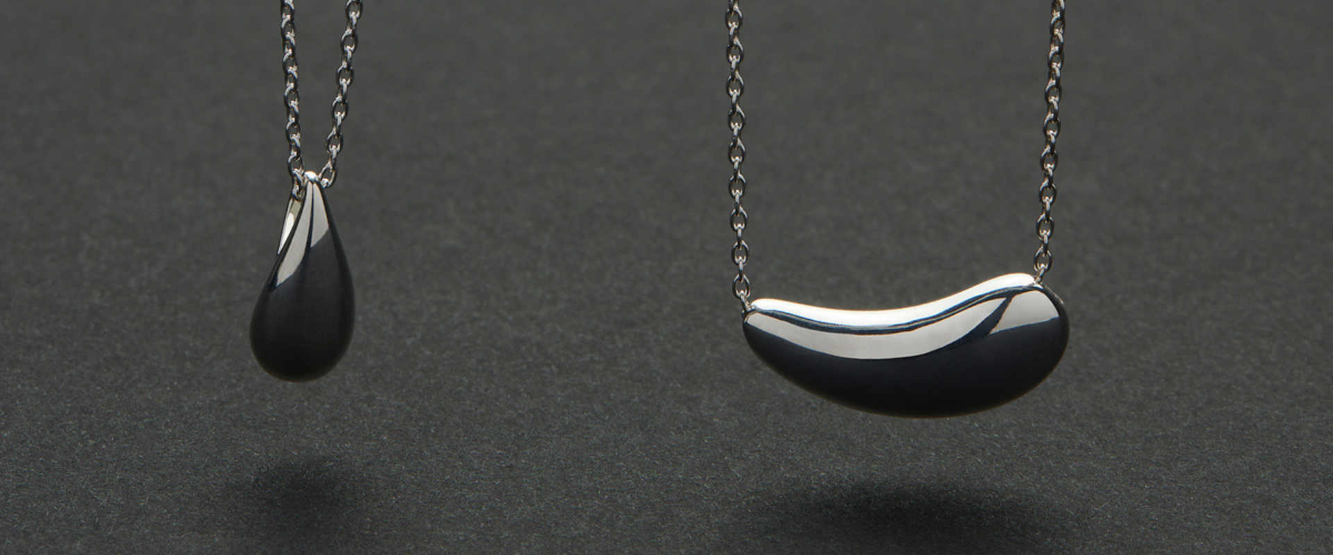 Women's Pendant Necklaces