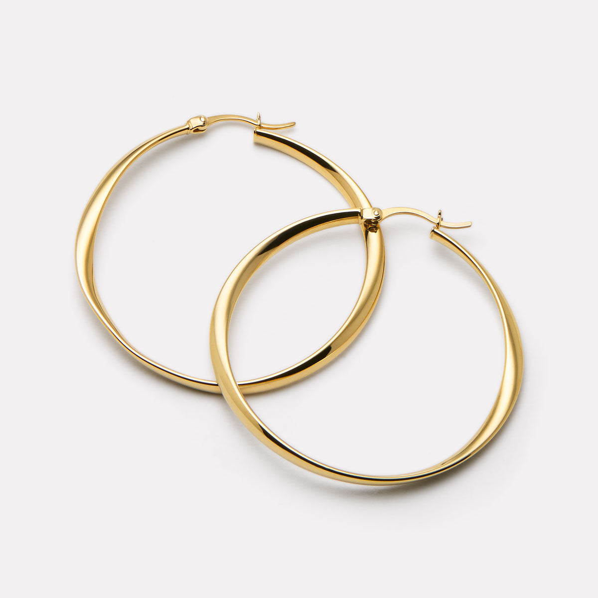 Yellow Gold Vespa Hoop Earrings
