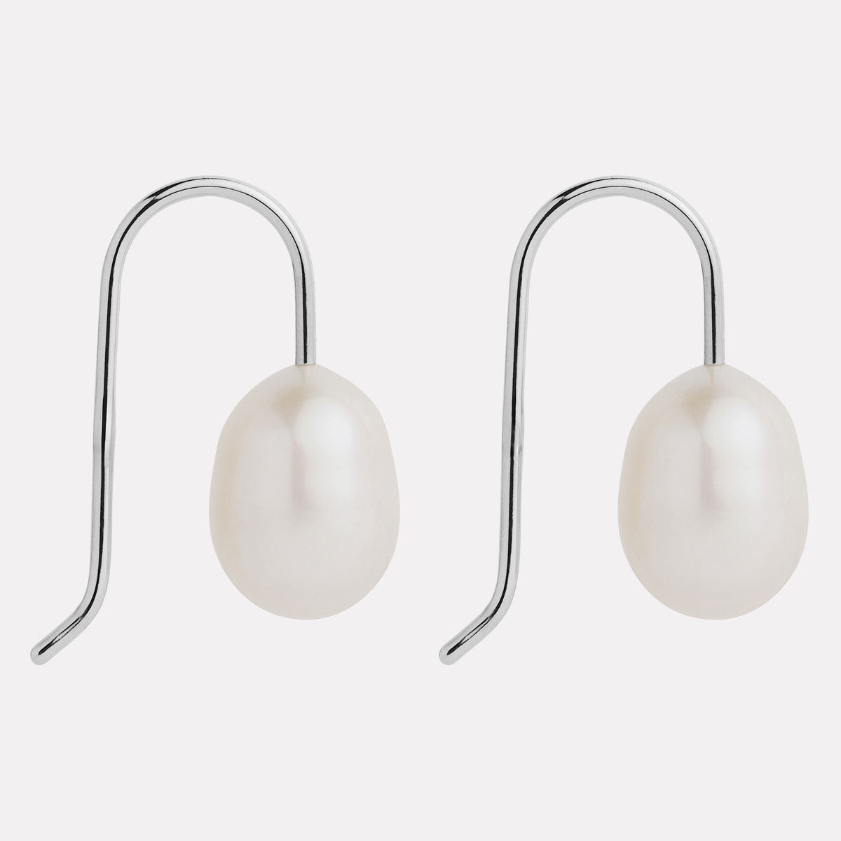 Isla Pearl Earrings