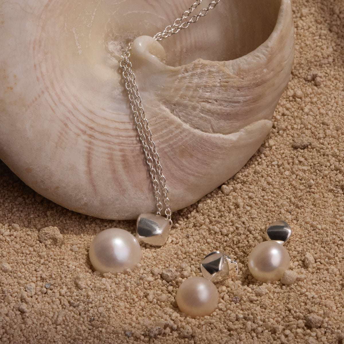 Mirage Pearl Earrings