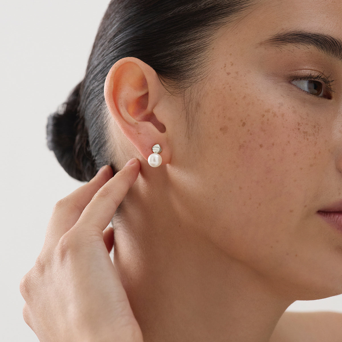 Mirage Pearl Earrings