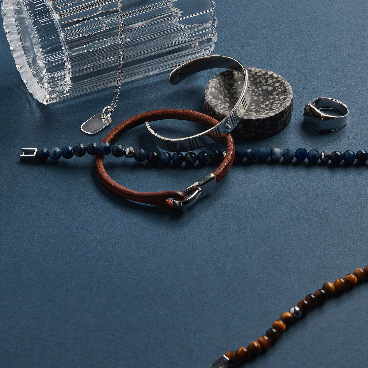 Moto Men’s Silver Dog Tag Pendant