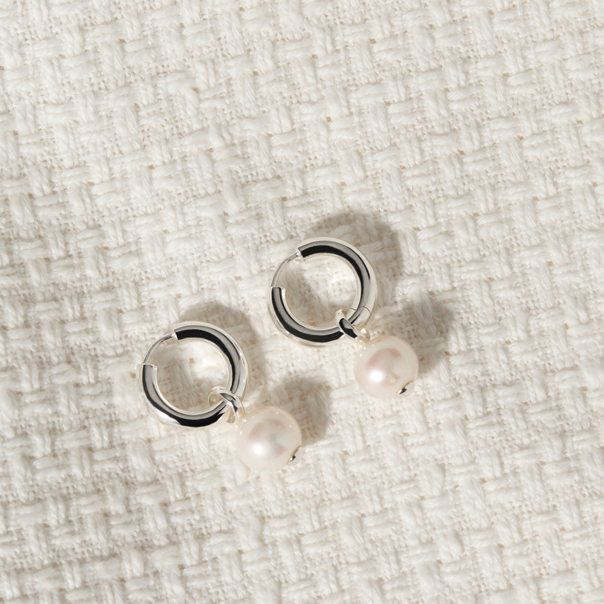 Ms Perla Earrings