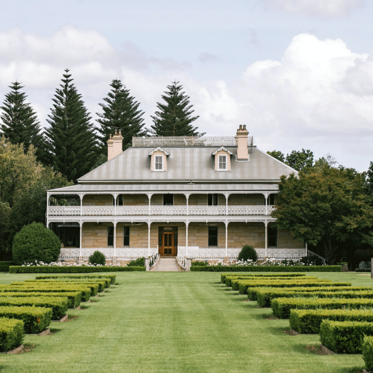 Meet the Bridal Experts