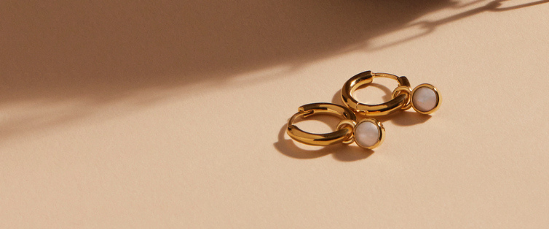 Women's Pearl Earrings