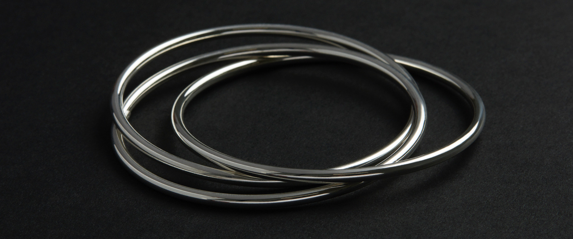 Large Bracelets & Bangles