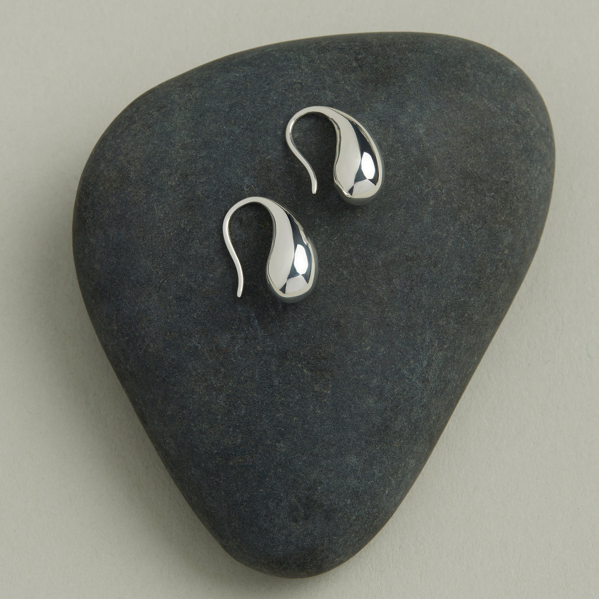 Eau Earrings