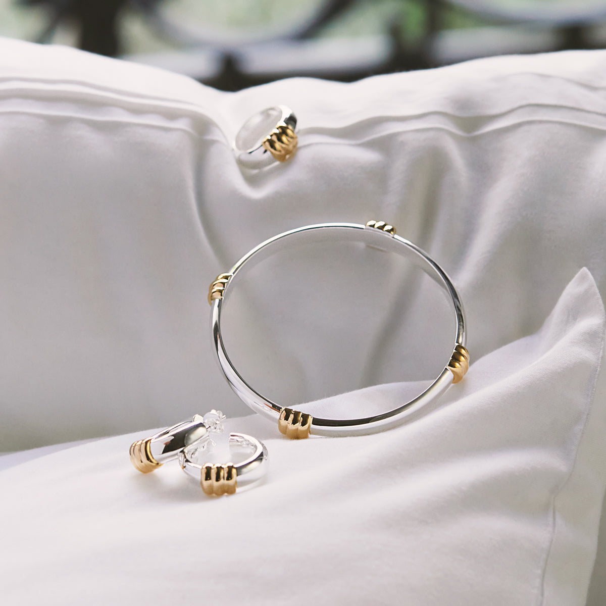 Pont D’Or Earrings