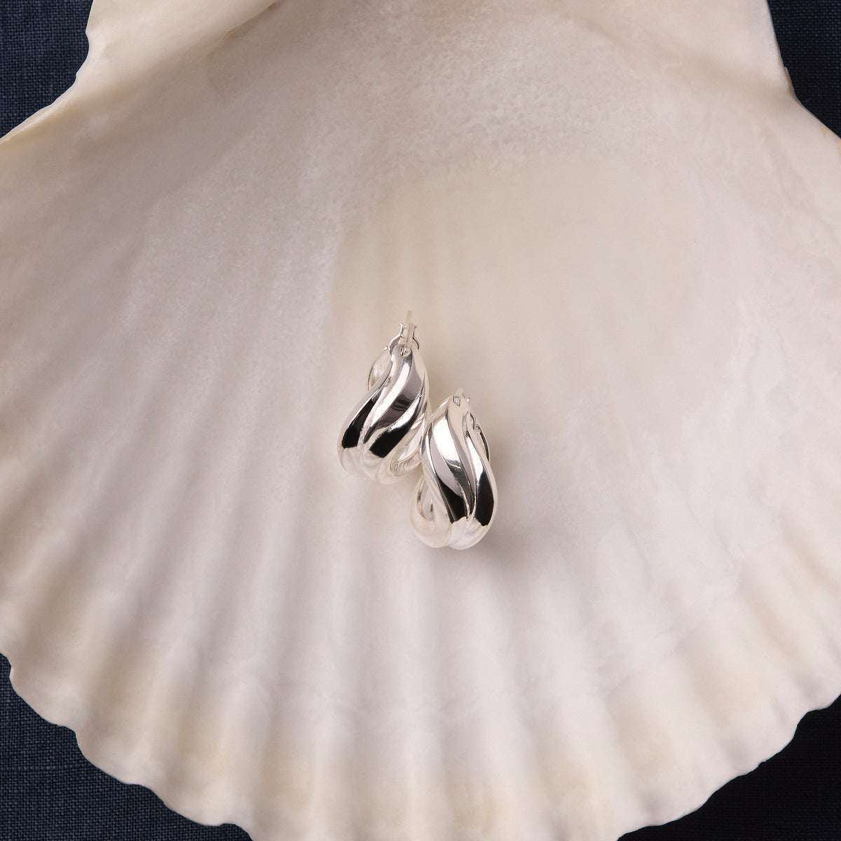 Eterna Hoop Earrings
