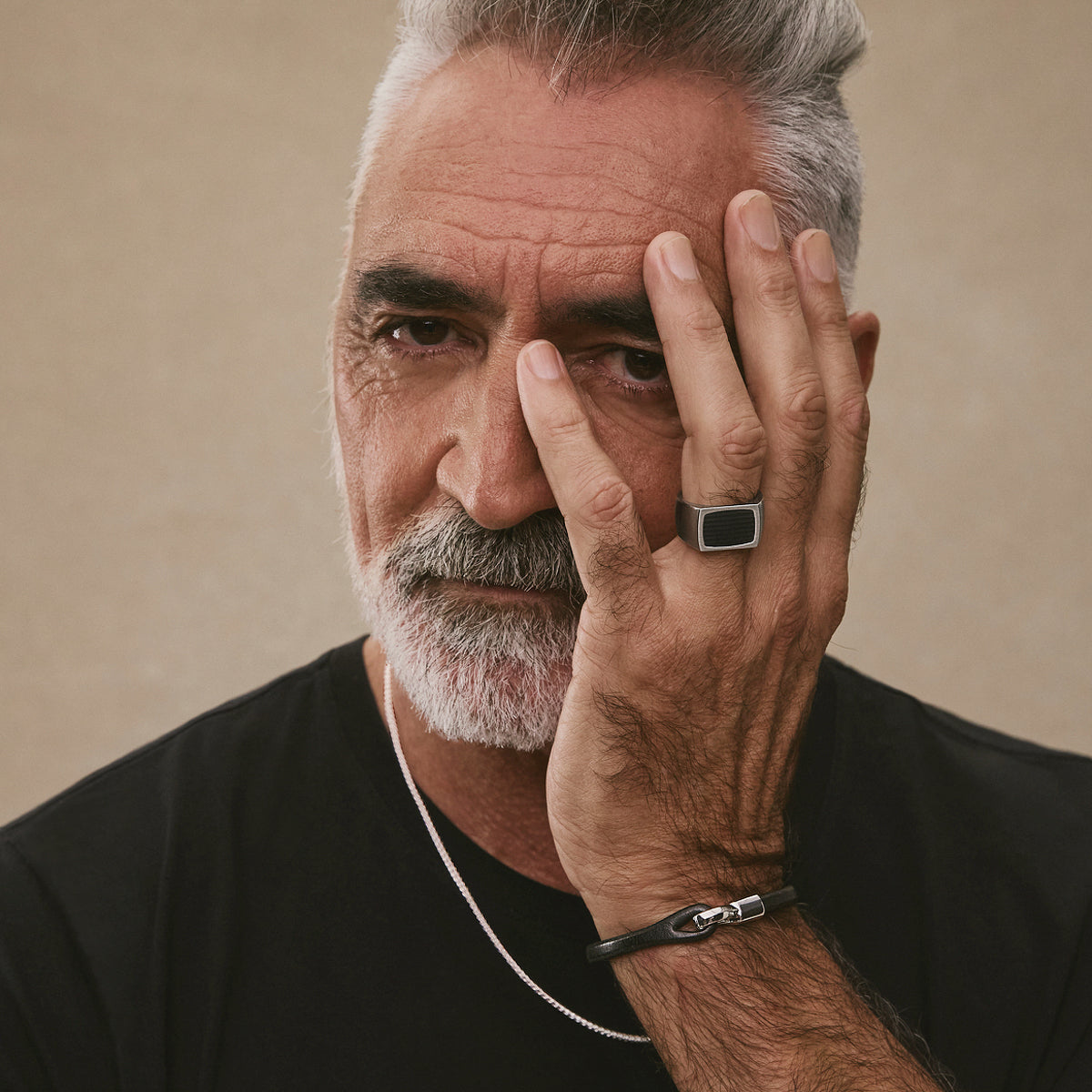 The Paladin Men’s Carbon Fibre and Steel Ring