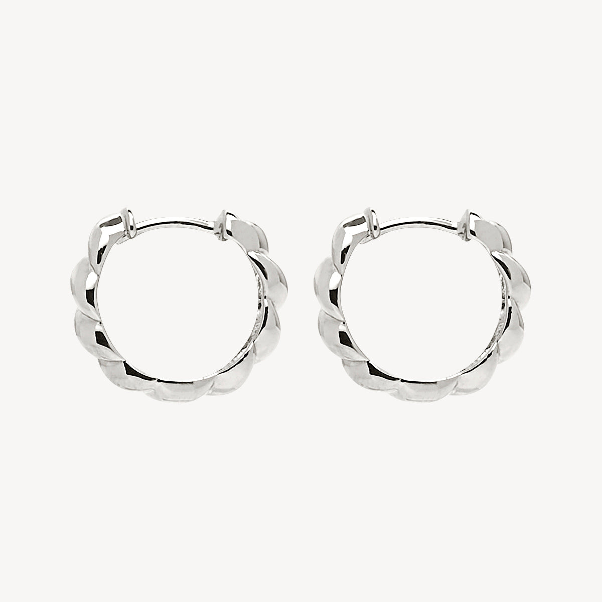 Zippy Twist Huggie Earring